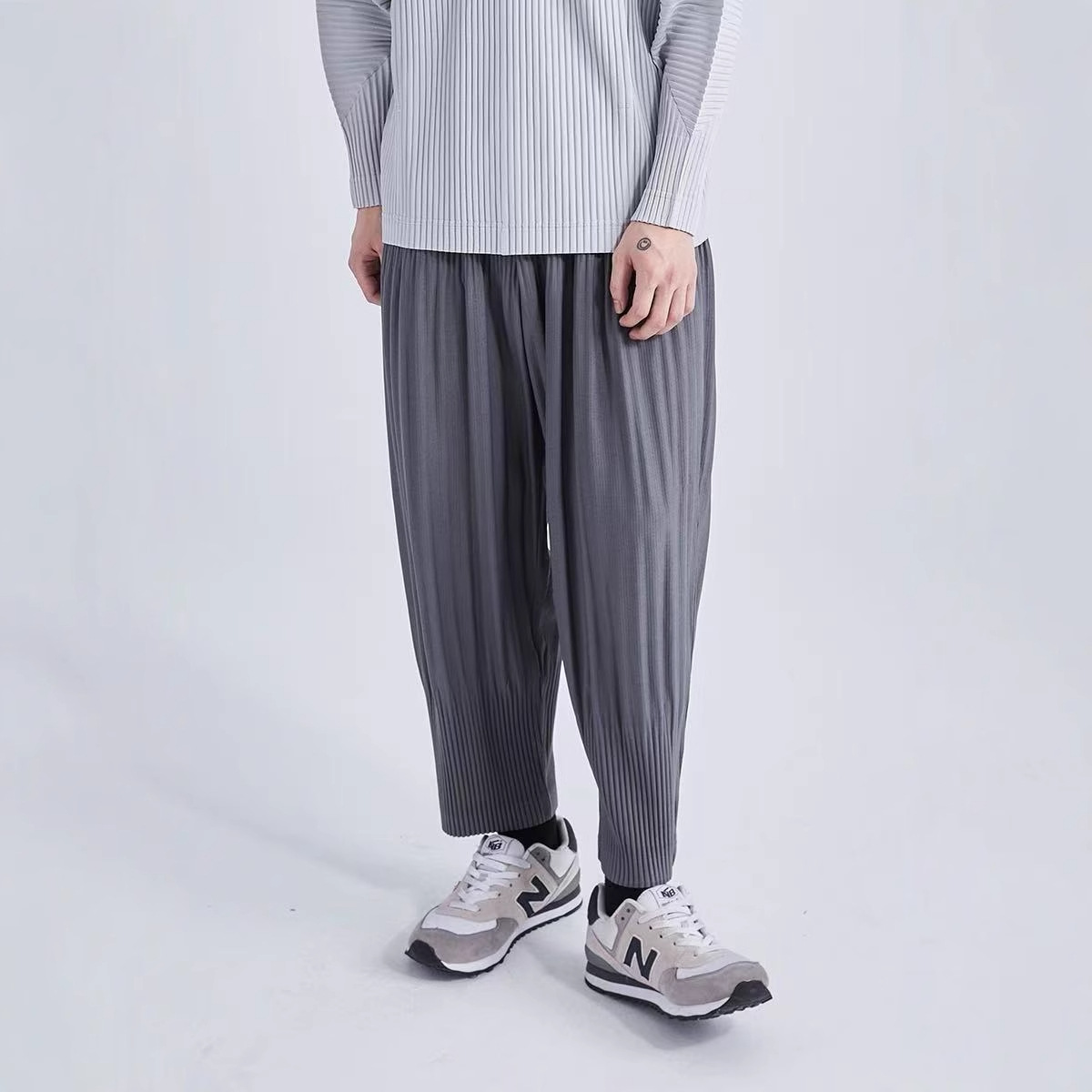 Miyake Pleated Harem Pants 202 - đánh giá và giá Men'S Fashion Pants 2025